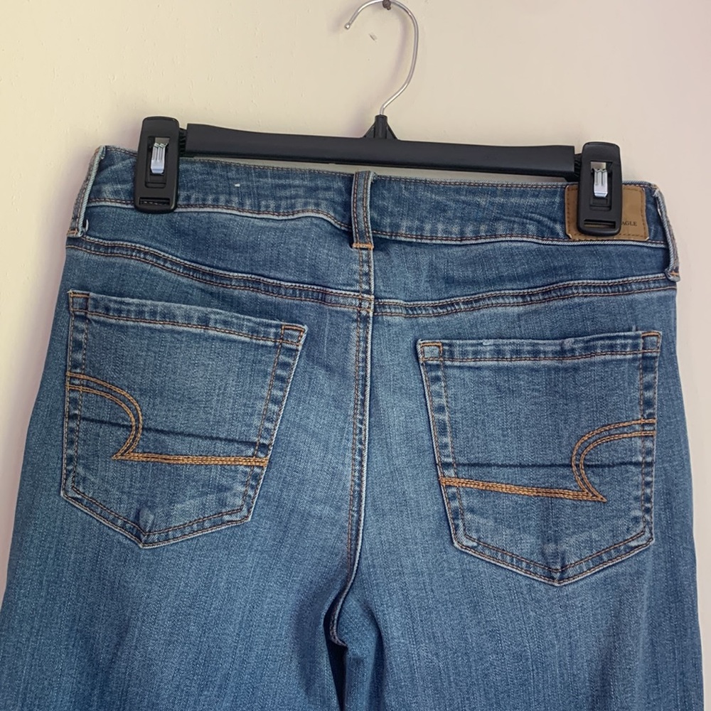 Like New Woman’s size 8 SHORT American Eagle Jeans